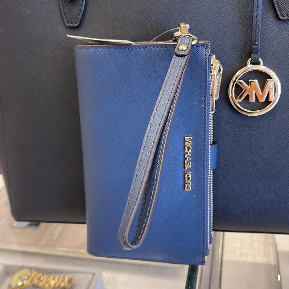 MICHAEL KORS LARGE DOUBLE ZIP WRISTLET WALLET PHONE CASE  Navy  NWT